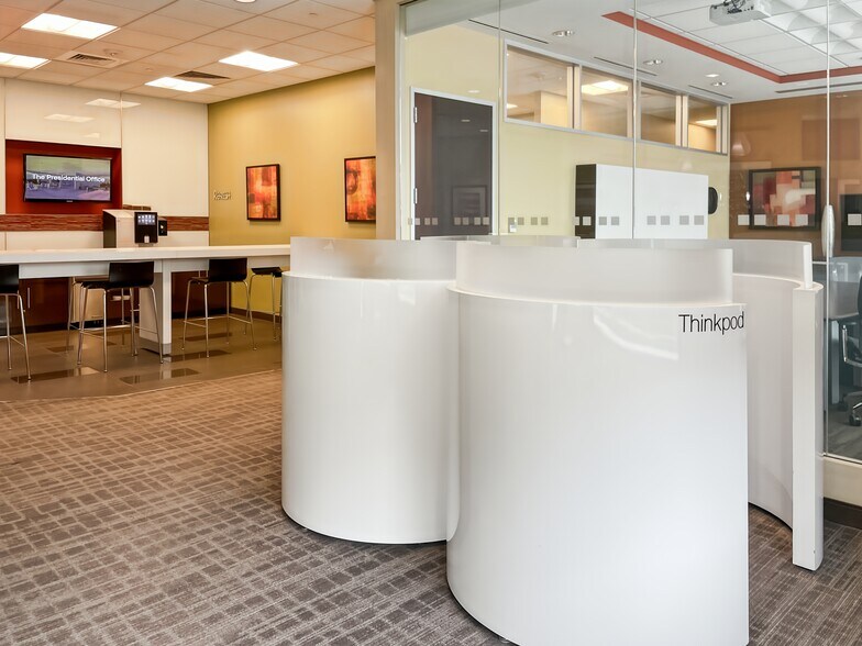 More Photos Of 950 E State Highway 114, Southlake Coworking Space