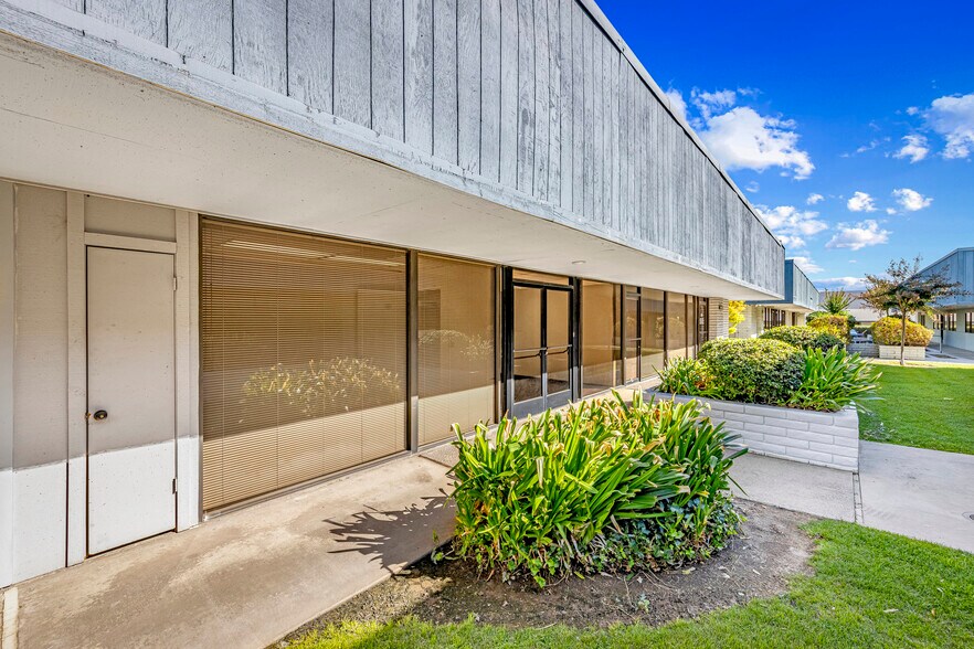 More Photos Of 4747 N 1st St, Fresno Medical For Lease