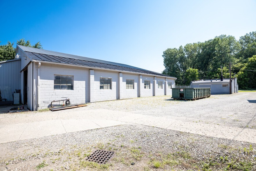 More Photos Of 283 N Main St, Fredericktown Industrial For Sale