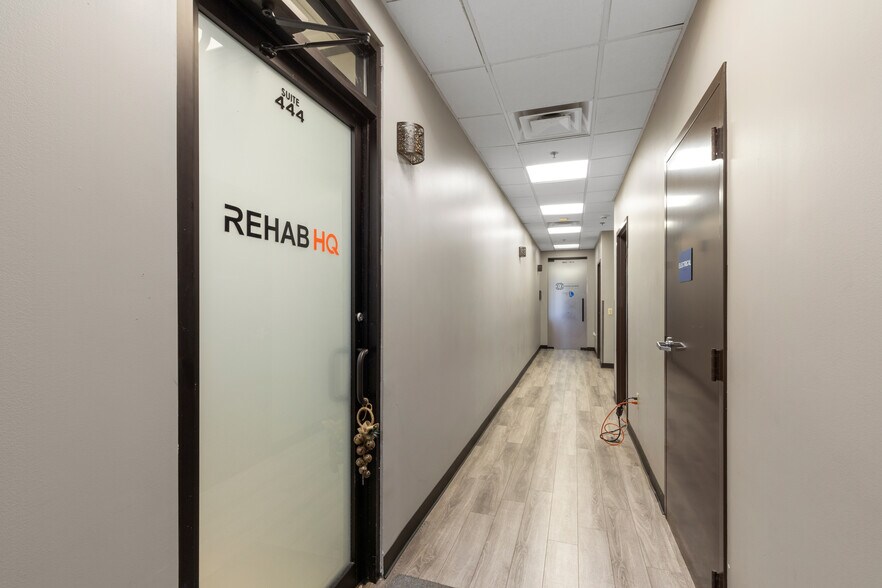 More Photos Of 7700 Main St, Houston Medical For Lease