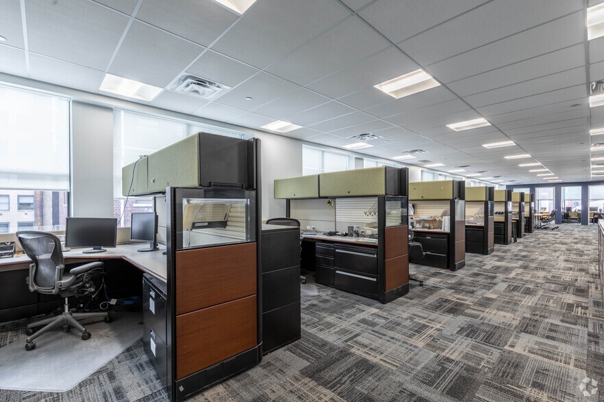 More Photos Of 35 N 4th St, Columbus Office For Sale