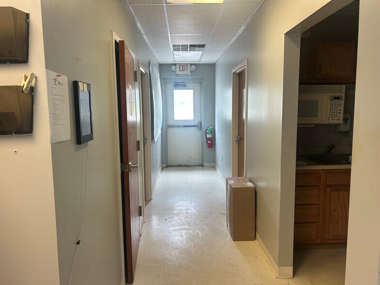 More Photos Of 5010 Old Alton Edwardsville Rd, Edwardsville Industrial For Sale