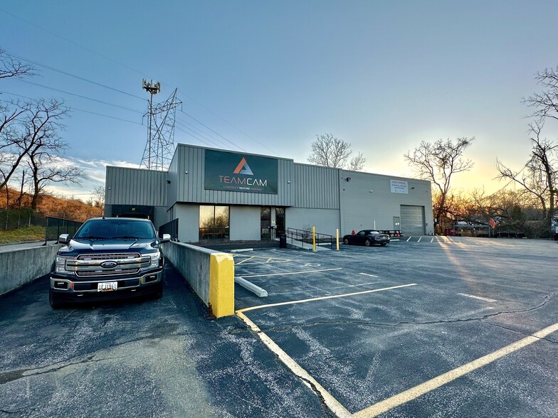 Primary Photo Of 701 Evelyn Ave, Linthicum Heights Warehouse For Sale