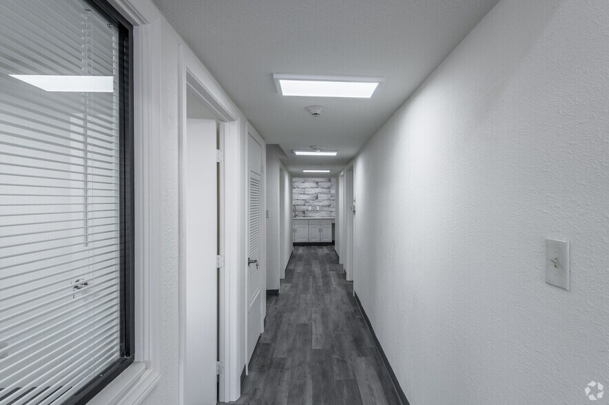 More Photos Of 1111 W Town and Country Rd, Orange Medical For Sale