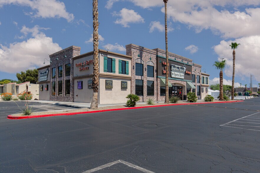 More Photos Of 1250 S Nellis Blvd, Las Vegas Freestanding For Sale