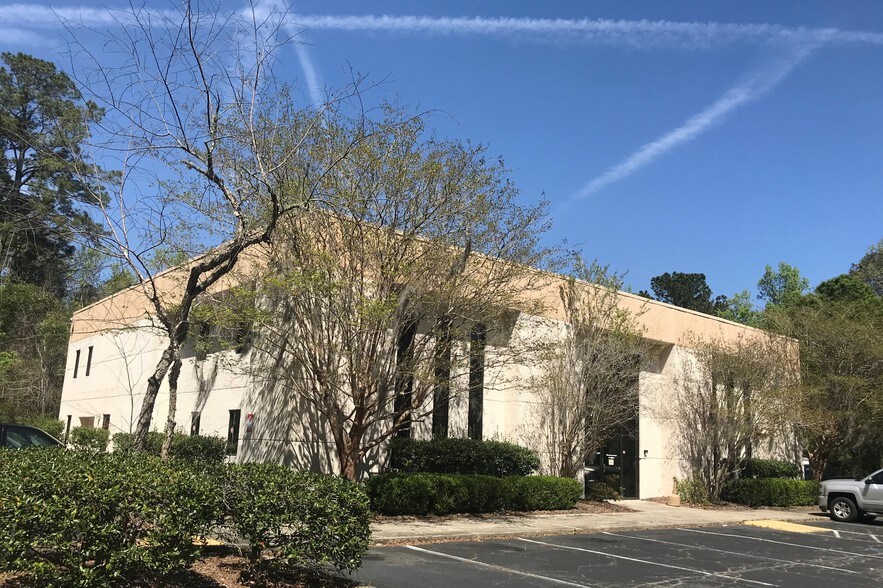 More Photos Of 500 Oakbrook Ln, Summerville Office For Lease