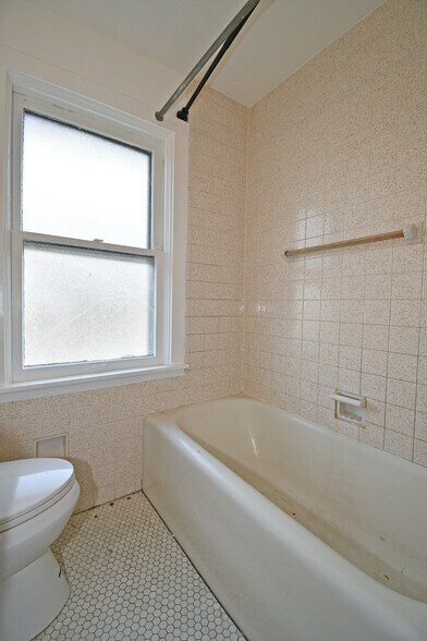 More Photos Of 1206 Brookline Blvd, Pittsburgh Medical For Sale