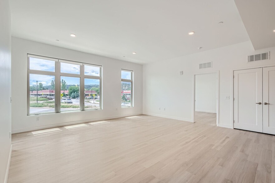 More Photos Of 920 Highway 133, Carbondale Apartments For Lease