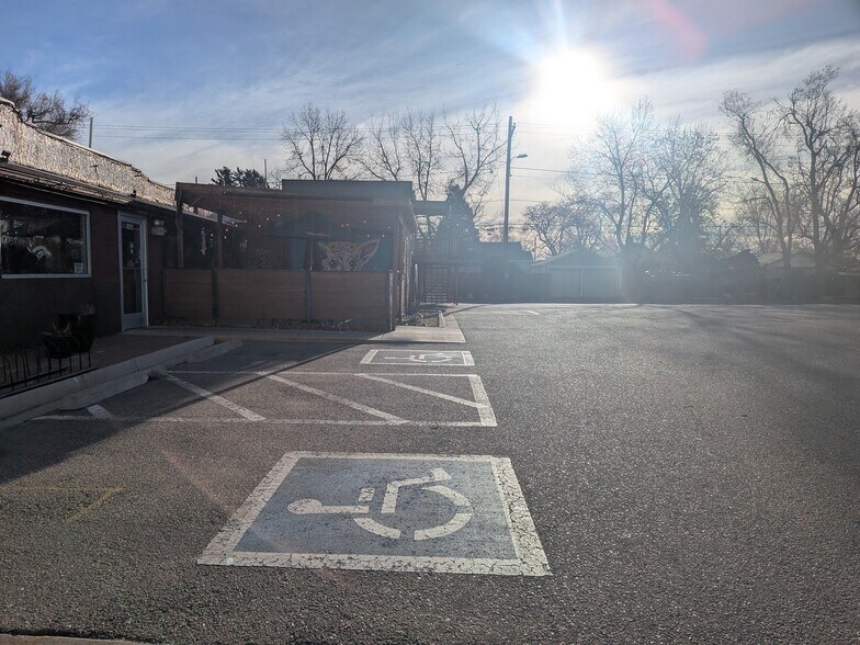 More Photos Of 3866-3880 S Broadway, Englewood Freestanding For Sale