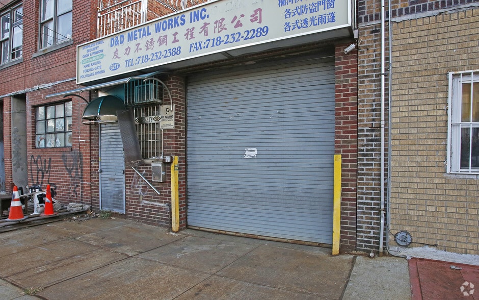 More Photos Of 6217 14th Ave, Brooklyn Warehouse For Lease