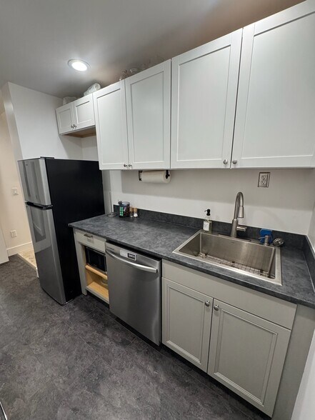 More Photos Of 802-820 N Wallace Ave, Bozeman Office For Lease