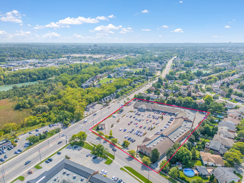 Primary Photo Of 211 Martindale Rd, St Catharines General Retail For Lease