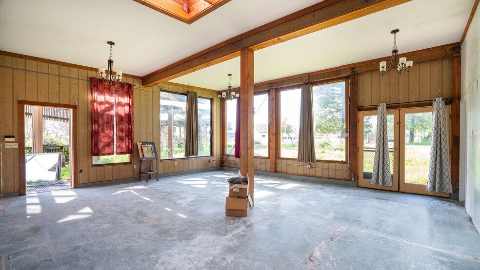 More Photos Of 4770 Occidental Rd, Santa Rosa Light Distribution For Sale