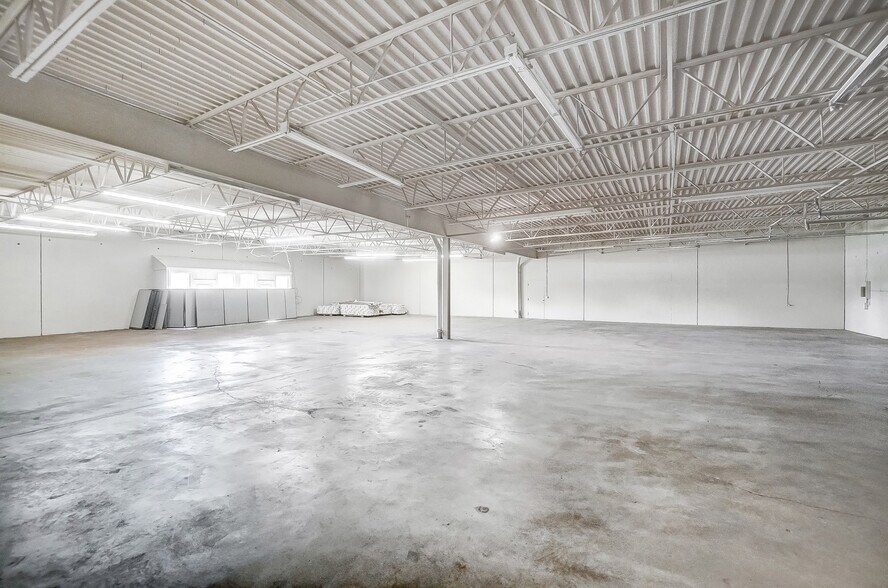 More Photos Of 4745 Wadsworth Rd, Dayton Warehouse For Lease