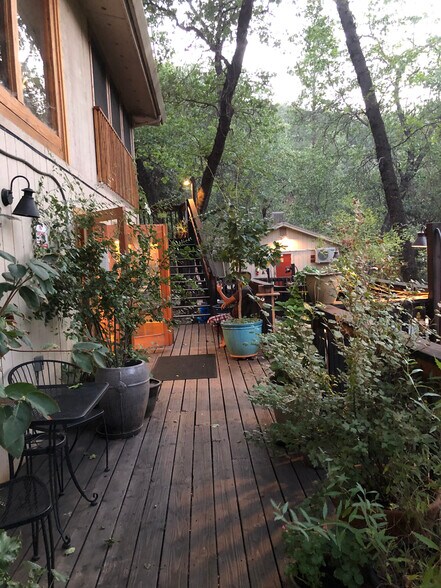 More Photos Of 6979A CA-140 Hwy, Midpines Hotel For Sale