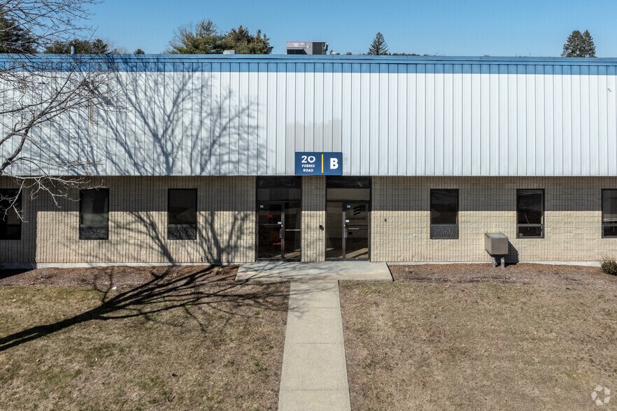 More Photos Of 20 Forbes Rd, Northborough Manufacturing For Lease