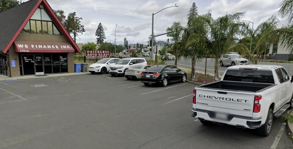 More Photos Of 1701 Santa Rosa Ave, Santa Rosa Storefront Retail Office For Lease