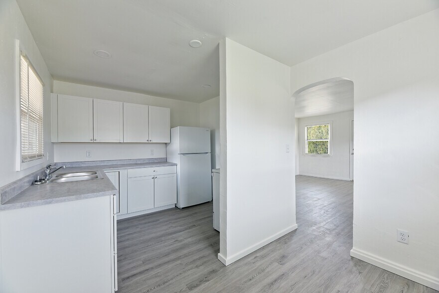 More Photos Of 1808 Spring St, Medford Apartments For Sale