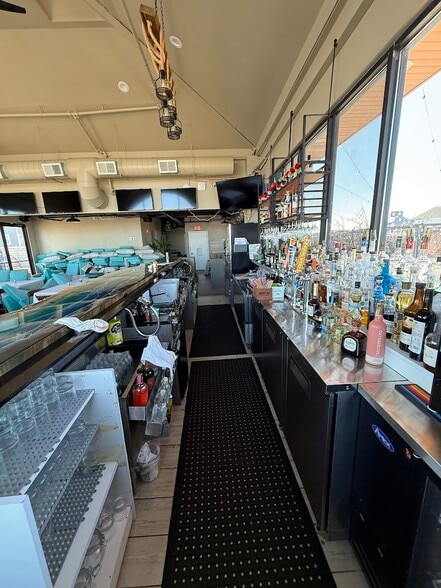 More Photos Of 260 Beachway Ave, Keansburg Restaurant For Sale