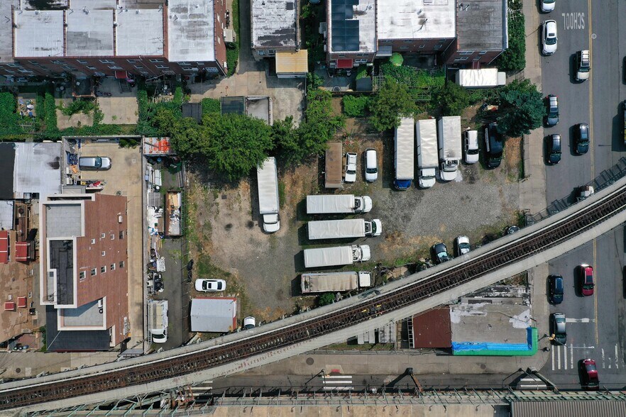 Primary Photo Of 2383 Stillwell Ave, Brooklyn Storefront For Sale
