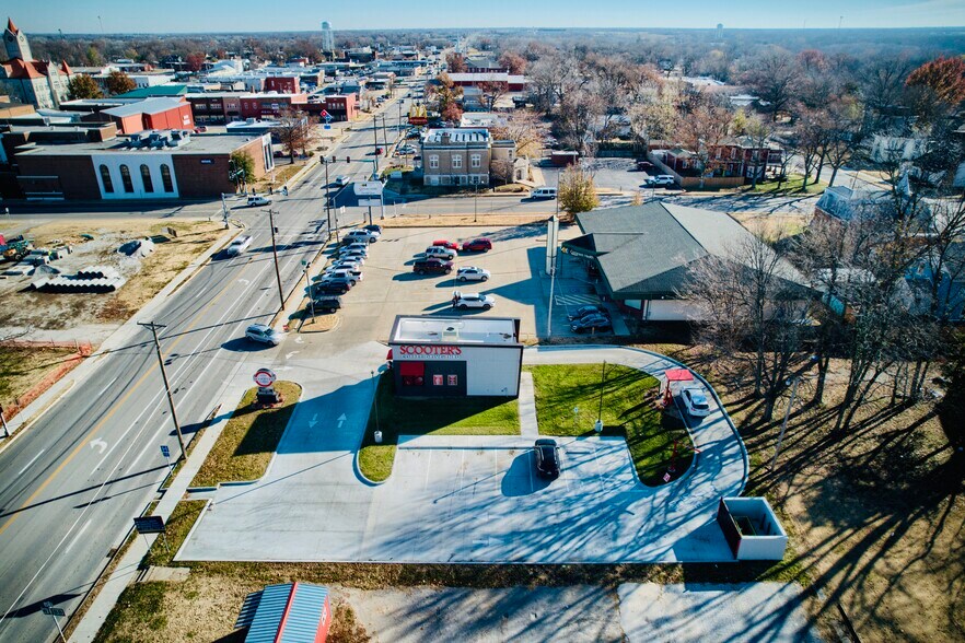 Primary Photo Of 319 W Austin Blvd, Nevada General Retail For Sale