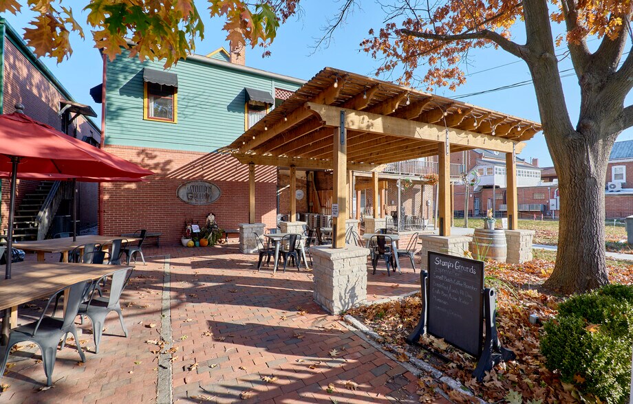 More Photos Of 214 E 1st St, Hermann Storefront Retail Residential For Sale