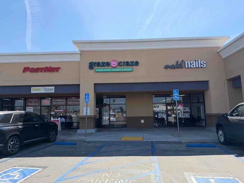 More Photos Of 13061-13073 Rosedale Hwy, Bakersfield General Retail For Lease