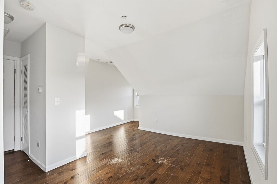 More Photos Of 5 S Main St, Cape May Court House Office Residential For Sale