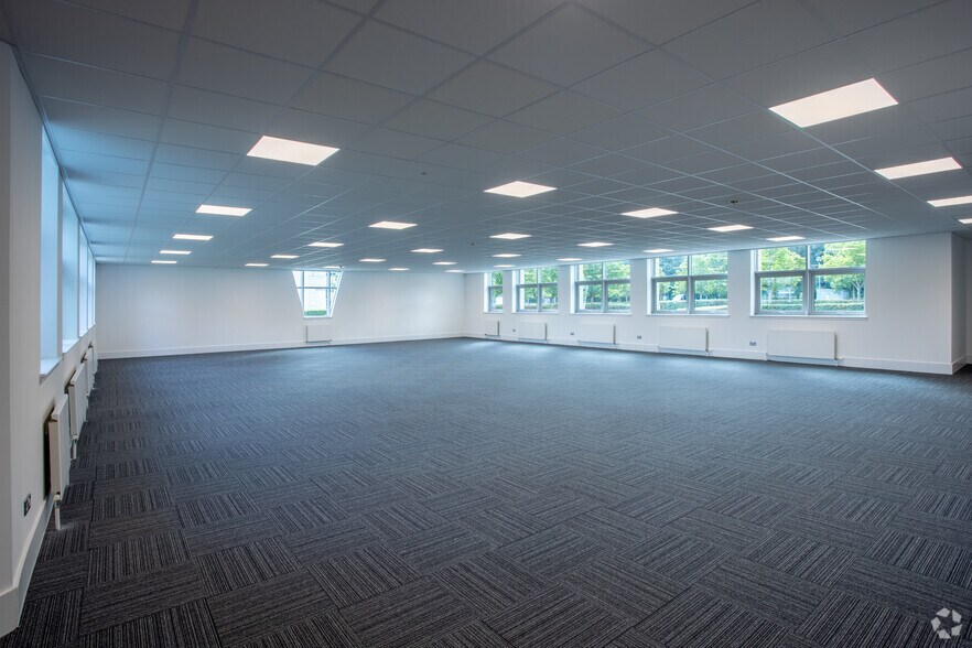 More Photos Of The Castle Business Park, Stirling Office For Sale