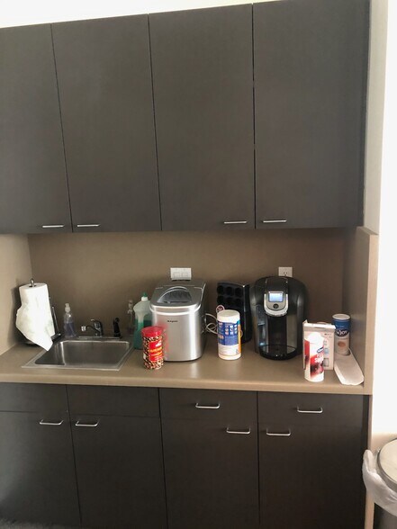 More Photos Of 3458 Webster Ave, Perris Warehouse For Lease