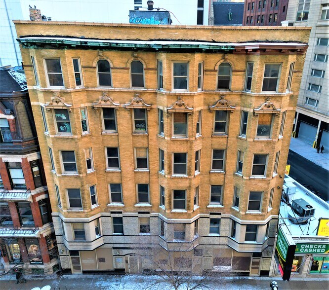 More Photos Of 56-60 E Chicago Ave, Chicago Apartments For Sale