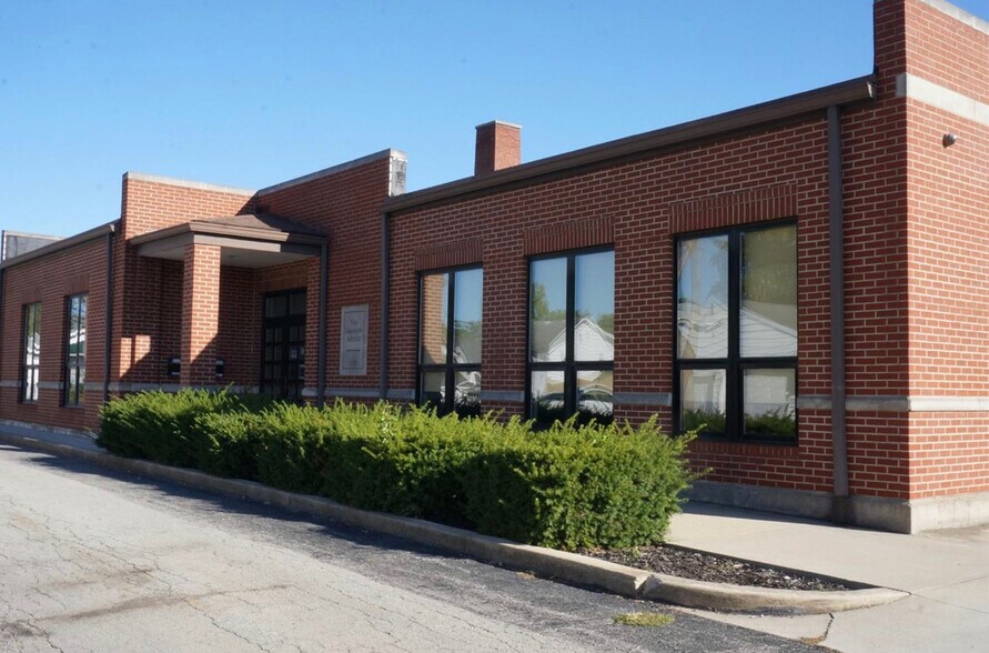 More Photos Of 719 S Fayette St, Washington Court House Flex For Sale