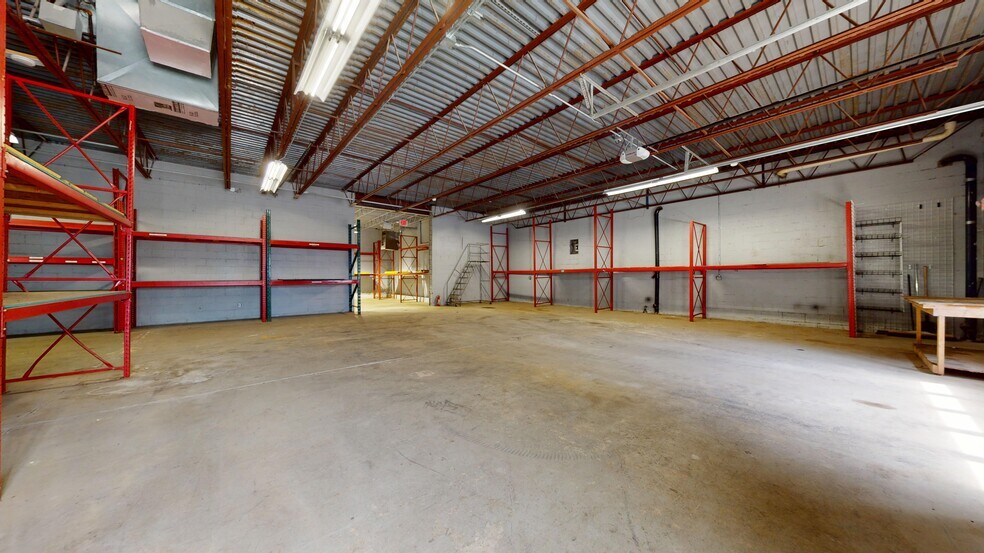 More Photos Of 3367 Spring Garden Rd, Pittsburgh Warehouse For Lease