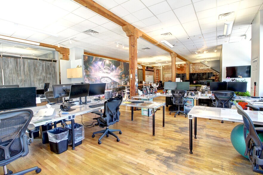 More Photos Of 1735-1737 15th St, Boulder Office For Sale