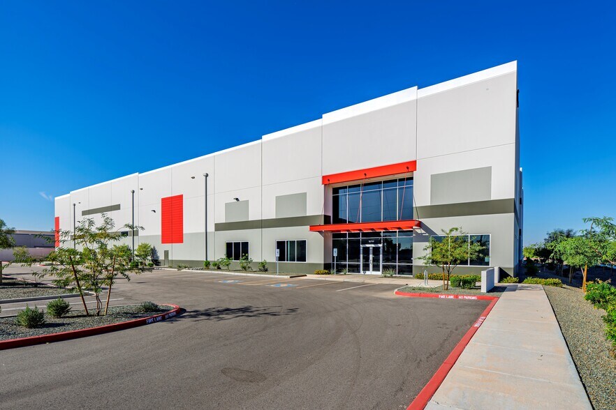 More Photos Of 10760 N 132nd Ave, Surprise Manufacturing For Sale