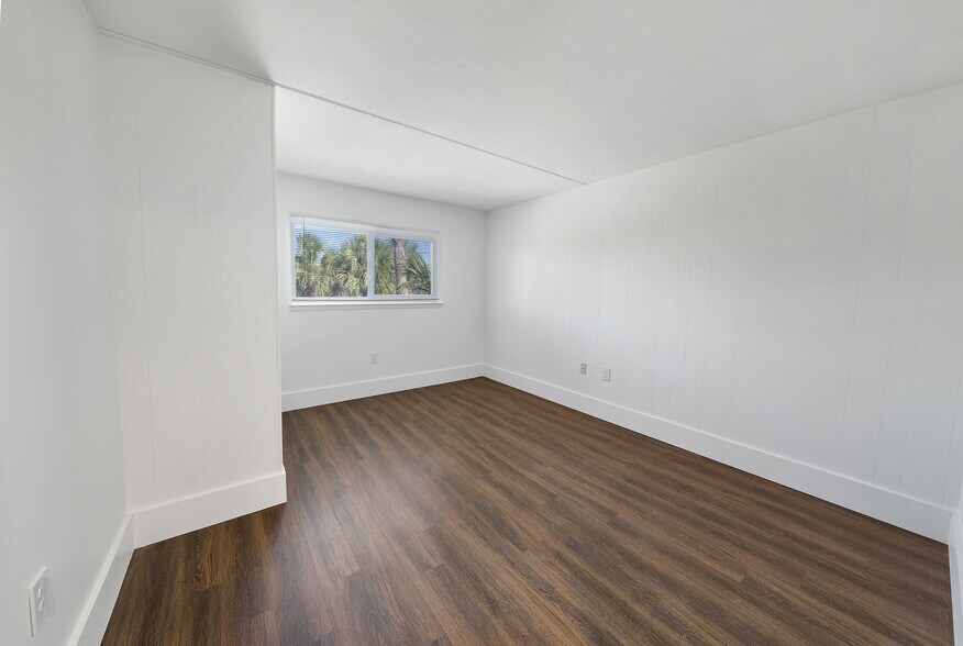 More Photos Of 480 Santa Rosa Blvd, Fort Walton Beach Apartments For Sale
