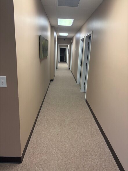 More Photos Of 2520-2528 N Mount Juliet Rd, Mount Juliet Office For Lease