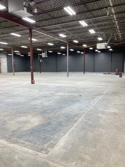 More Photos Of 225 County Road 522, Manalapan Township Industrial For Sale