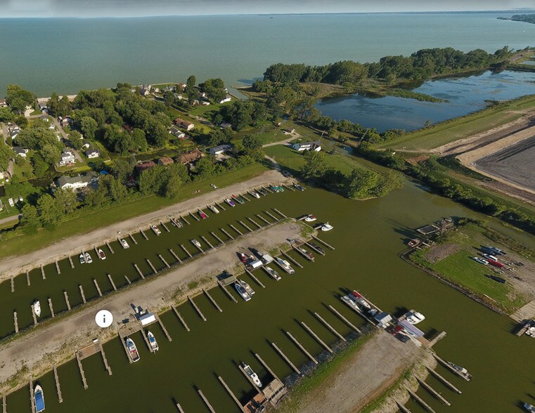 More Photos Of 10420 Harold Dr, Luna Pier Marina For Sale