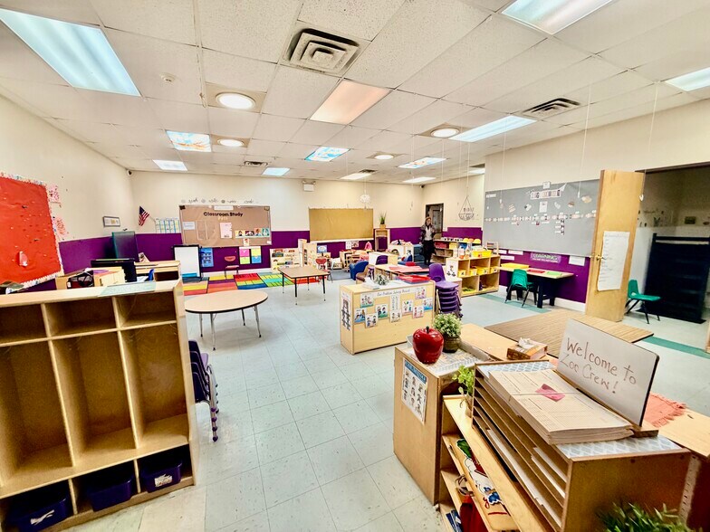 More Photos Of 548-554 State St, Camden Daycare Center For Sale