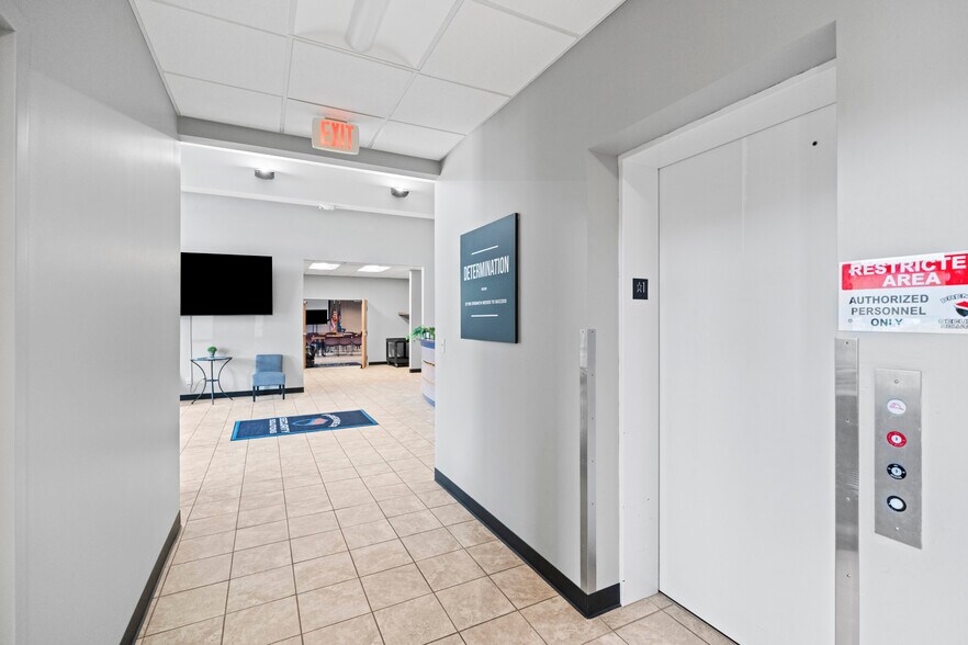 More Photos Of 2305 S Center Rd, Burton Office For Sale