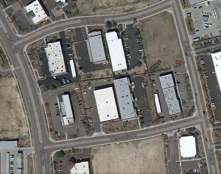 More Photos Of 4215 W Fortune Dr, Anthem Showroom For Sale