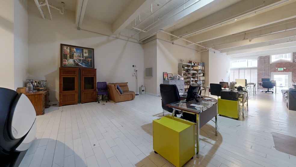More Photos Of 311-313 W Baltimore St, Baltimore Apartments For Sale