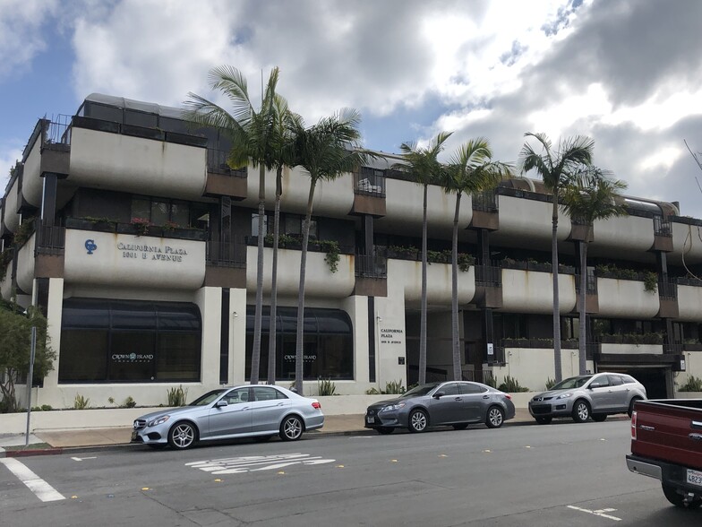 Primary Photo Of 1001 B Ave, Coronado Medical For Lease