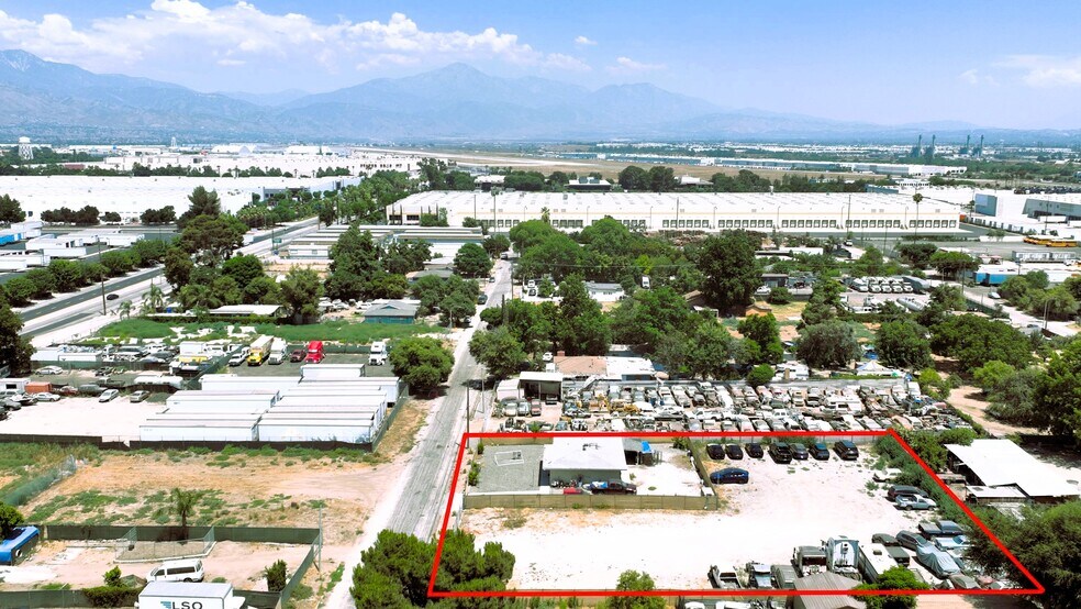 More Photos Of 771 San Jacinto St, San Bernardino Distribution For Sale