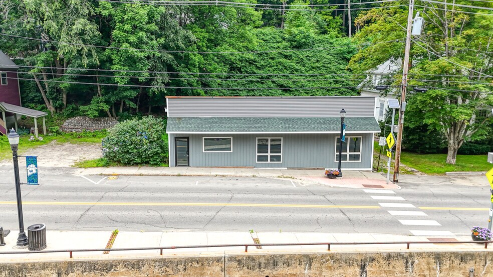 More Photos Of 370 Main St, Wilton Restaurant For Sale