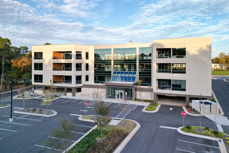 More Photos Of 5111 Falls of Neuse Rd, Raleigh Medical For Lease