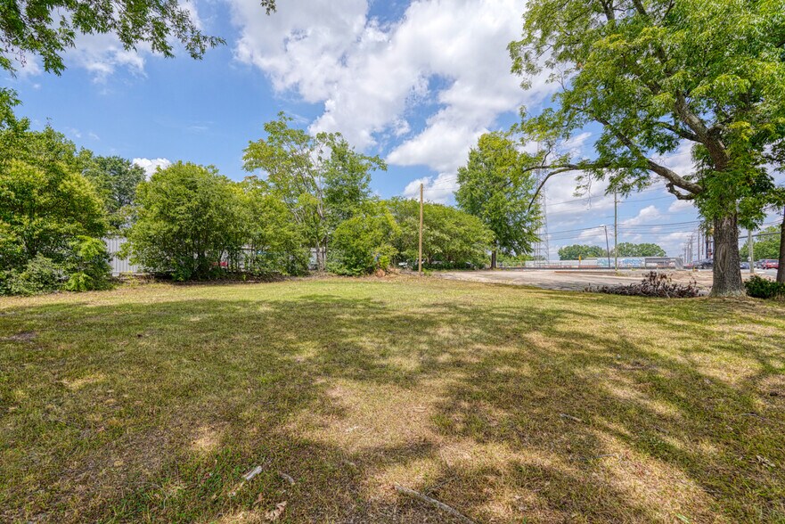 More Photos Of 300 N Church St, Spartanburg Land For Sale