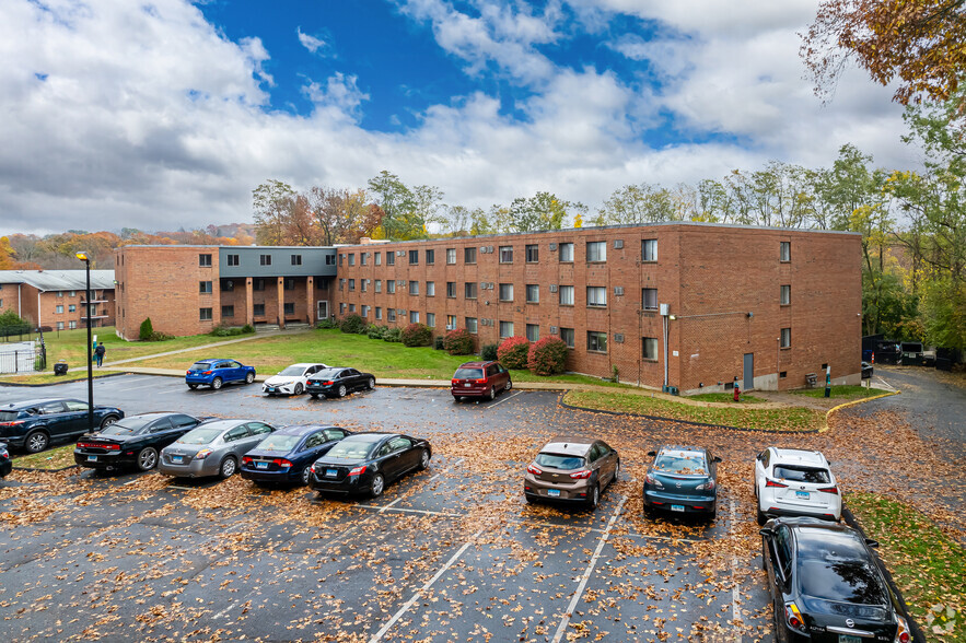 Primary Photo Of 905 Burnside Ave, East Hartford Apartments For Sale