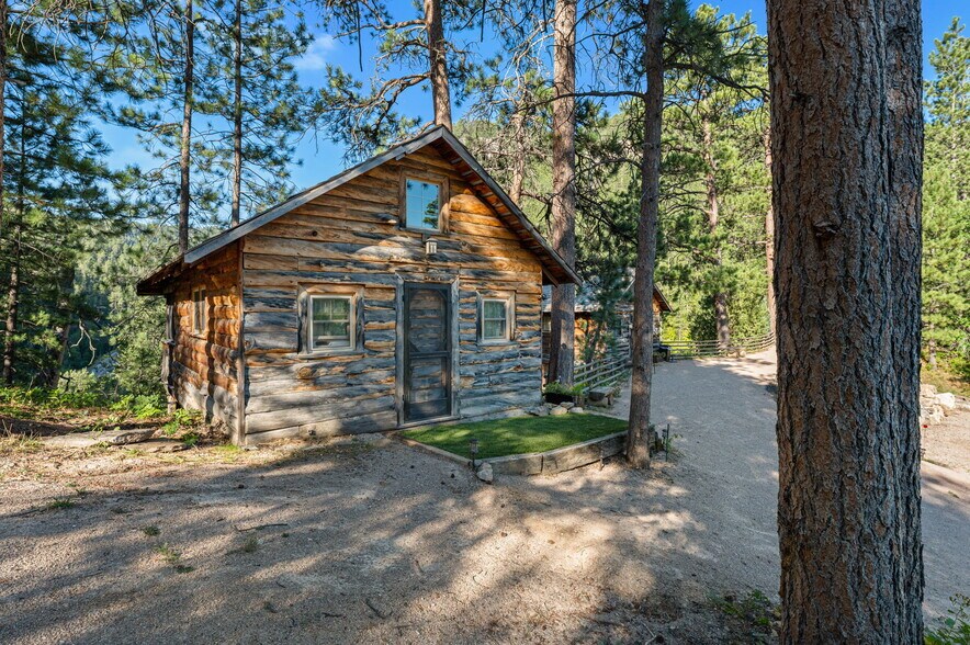More Photos Of 10888 Rimrock Pl, Spearfish Hotel For Sale
